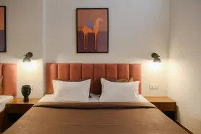 Corner House | Spacious Studio Suite - Image 2