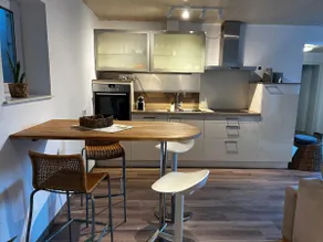 Apartment with a terrace - Image 5