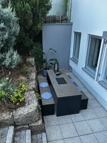 Apartment with a terrace - Image 4