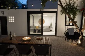 Athelio Boutique Home, Private Courtyard, Outdoor Bar & Shower - Image 2