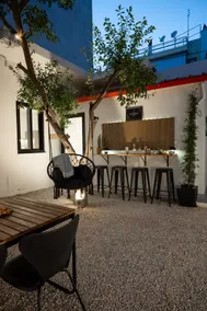 Athelio Boutique Home, Private Courtyard, Outdoor Bar & Shower - Image 5