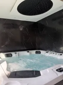 House for 2 with 5-seater Jacuzzi LE PAS SAGE - Image 2