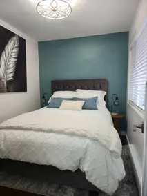 The Green Door - Private 2 Bedroom Cabin - Image 5