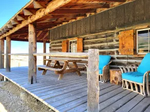 Iconic Yellowstone River Ranch - Image 2