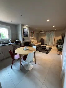 Independent apartment with private terrace - Image 3