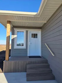 Prairie Suites Guesthouse With Private Entrance - Image 3
