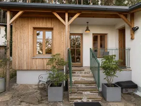 Dog-friendly holiday home with panoramic views - Image 2