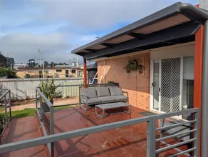 Central, Accessible, Family & Pet-Friendly Retreat - Image 2
