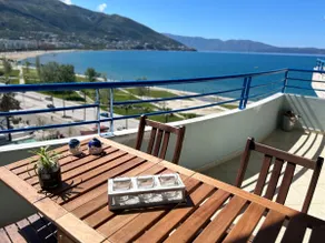 House with a sea view - Image 2