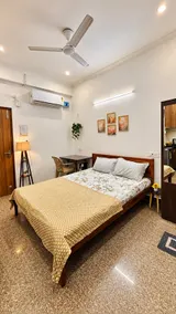 Studio 42 apartment on golf course road - Image 5