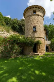 Medieval watchtower rustic farmhouse, 11 beds - Image 2