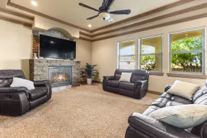 Crestview Casa - Image 2