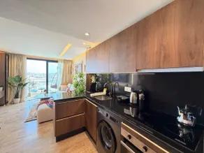 21ᵉ Floor • Skyline Luxury • 2 BDR • Beach & TGV - Image 4