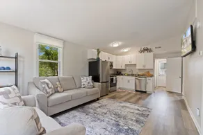 Calvert Cottage W/ Beach passes - Image 3
