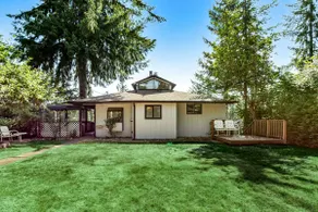 3BR Lakefront | Dock | Fireplace | Balcony - Image 3