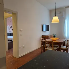 La Finestrella Suite Apartment - Image 4