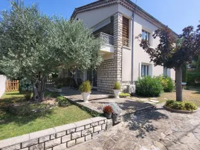 6 couchages - clim - jardin- parking & Wi-Fi - Image 2
