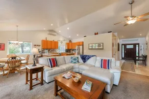 Large 3BR Waterview | Hot Tub | Balcony - Image 2