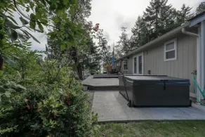 Large 3BR Waterview | Hot Tub | Balcony - Image 3