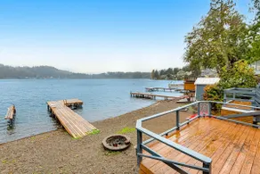 1BR lakefront guest house with kayaks & game table - Image 2