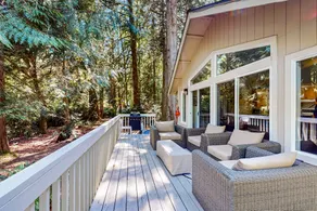 Serene family getaway with shared pool and hot tub - Image 3