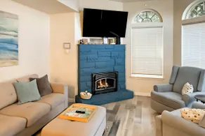 Large 3BR Bayview Dog Friendly - Fireplace - Image 4