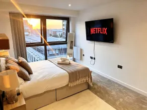 Modern Retreat - Near Elizabeth Line & Heathrow - Image 5