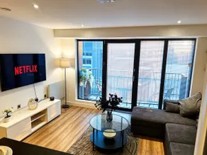 Modern Retreat - Near Elizabeth Line & Heathrow - Image 3