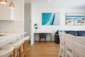 Sandy Shores: A Spacious Newcastle Beach Escape - Image 2
