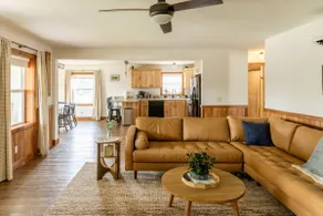 Valley View Retreat | Close to Downtown| Sleeps 7 - Image 2