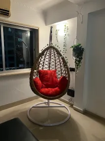 Bandra Sea View 2 BHK Apartment - Image 2