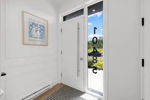 Beautiful, Comfortable, Modern 3BR Townhome - Image 2