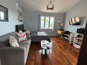 Cow Beach View Suite - Image 3