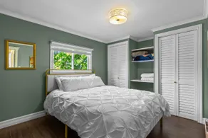 Spacious 3BR Family Getaway | Walk to Brewery - Image 5