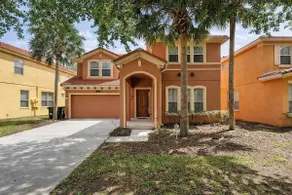 Luxury Getaway 4 Bd 5 Bath 25 Mins to DisneyMagic - Image 2