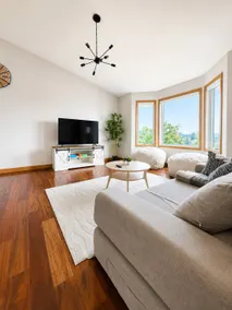 Modern 5BR Retreat| Valleyfair, Canterbury& Mystic - Image 4