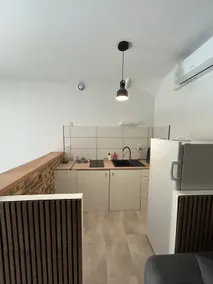 One-bedroom apartment located 15 minutes from Auxerre - Image 3