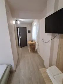 Melina's Central Appartment - Image 2
