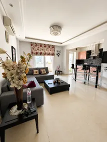 Spacious, stylish aparthotel 4 min from the beach - Image 1