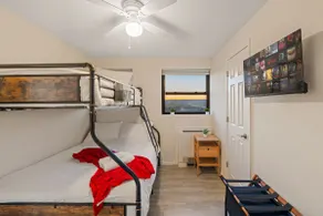 3BR Penthouse w Hot Tub Free Parking - Image 5