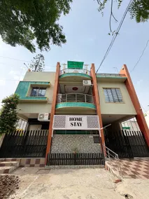 Navyas suites 1 bedroom, 1 living room, 1 kitchen - Image 5
