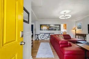 The Sunny Side Stay - Image 4