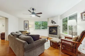 Scenic 4BR Whidbey Island Escape with Lake Views - Image 3