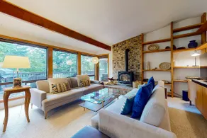 Secluded 2BR Orcas Island Home with Mountain Views - Image 2