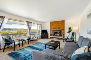2BR Bay View Whidbey Island Home with Fireplace - Image 2