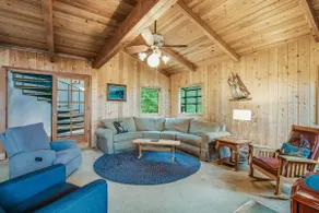 Spectacular 4BR Oceanfront Cabin with Balcony - Image 4