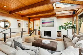 Exquisite 2BR Oceanview Home with Private Balcony - Image 2