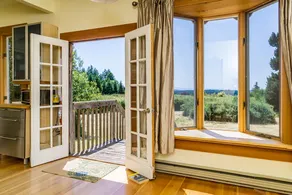 3BR Home with Bayview, Deck - Walk to Town - Image 5