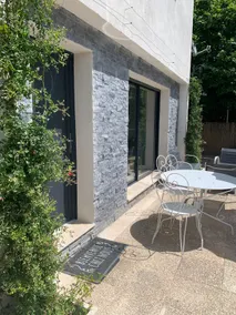 Garden-level studio - Image 5