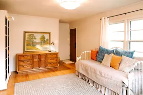 The Comma Cottage - Image 5